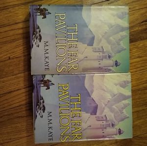 The Far Pavilions M. M. Kaye GUC